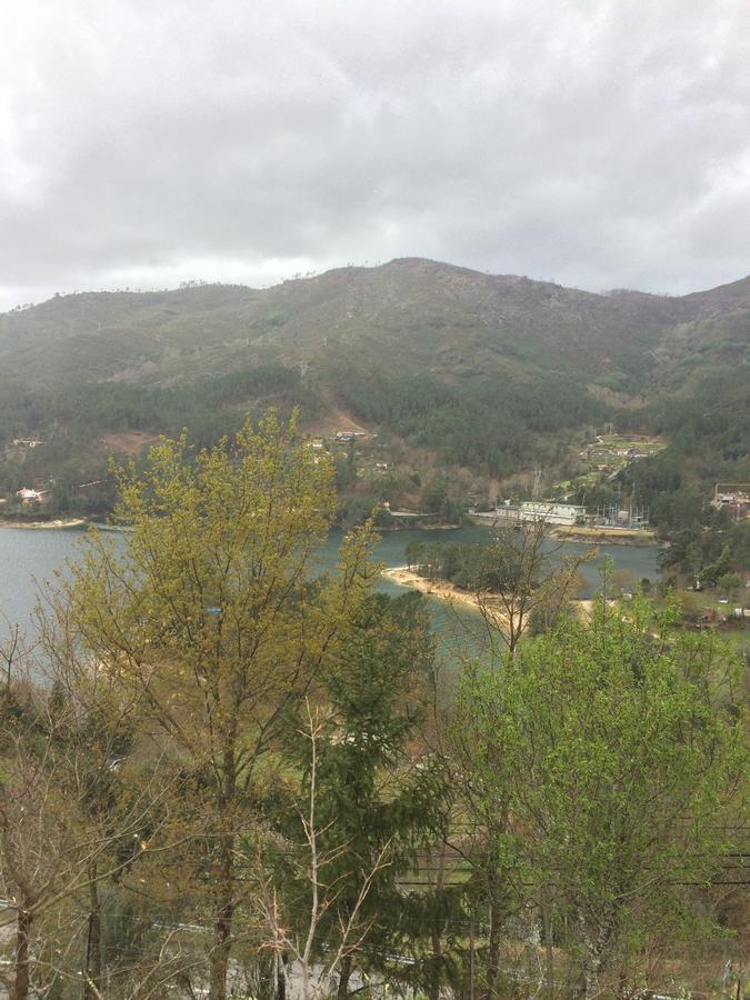 Vale De Azereiros Apartamentos Geres Bagian luar foto